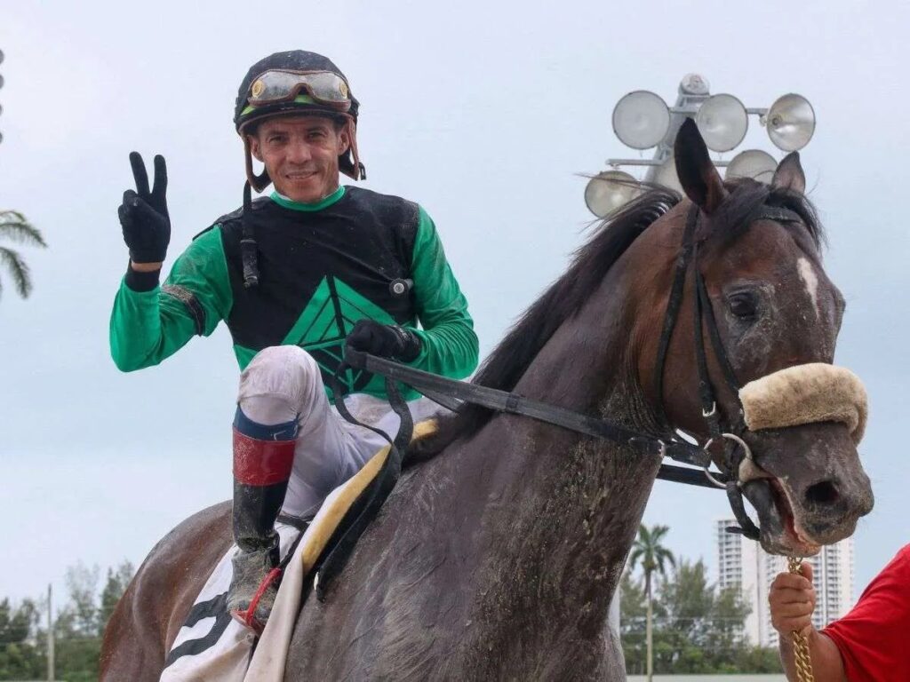 E-Jaramillo conquistó el Hallandale Beach Stakes